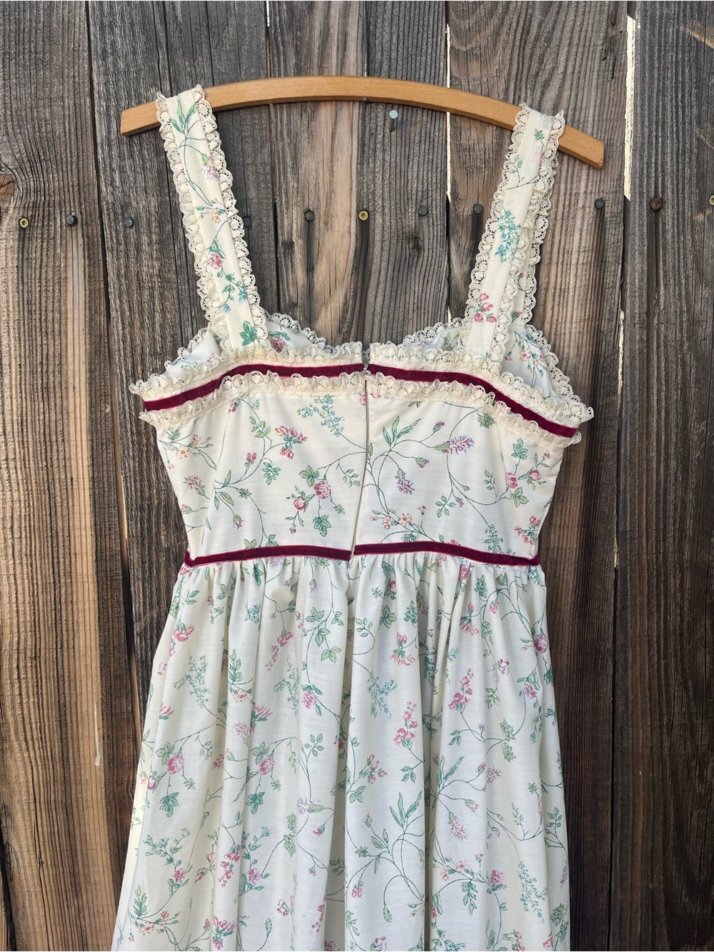 Cottagecore Gunne Style 70s Boho Dress - Picture 5 of 15